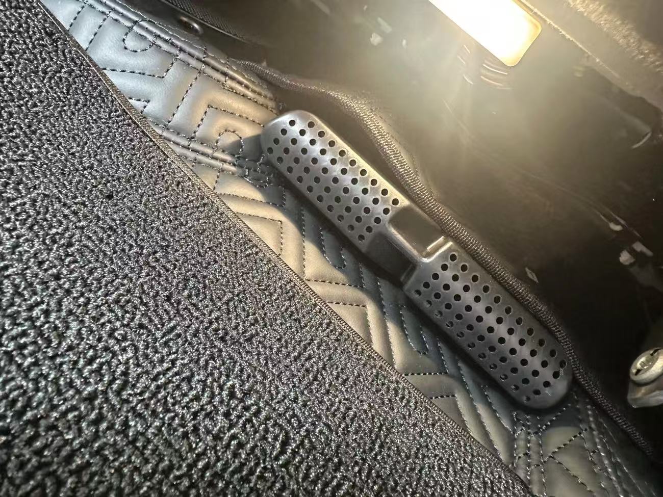 Car Air Vent Cover Grille For  - đánh giá và giá Car Accessories Rear